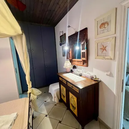 בית נופש Joanna Seaside House מגאניסי