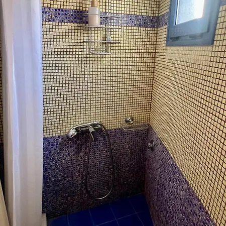 בית נופש Joanna Seaside House מגאניסי